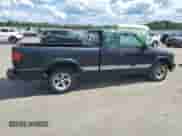 2001 Chevrolet S-10 LS с VIN 1GCCS19W418168974, выставлен на аукционе Copart как лот 70892825 с пробегом 220 018 миль миль и Чистый • Clean title. История ставок и продаж доступна на DreamBid. Изображение 3.