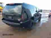 2007 Chevrolet Suburban LT с VIN 3GNFK16347G185615, выставлен на аукционе IAAI как лот 42503865 с пробегом 183 200 миль миль и . История ставок и продаж доступна на DreamBid. Изображение 4.