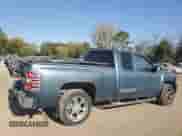2010 Chevrolet Silverado 1500 LS z VIN 1GCSCREA0AZ258926, wystawiony jako Copart lot #74580154 z przebiegiem 206 925 mil mil oraz Nie do naprawy • Non repairable. Historia ofert i sprzedaży dostępna na DreamBid. Obrazek 3.