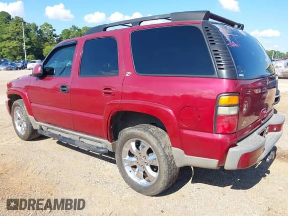 2004 Chevrolet Tahoe Z71 with VIN 1GNEK13Z44R318843, listed as a IAAI auction lot 43044373 with 278,831 mi miles and . Bid and sale history available at DreamBid. Image 3.