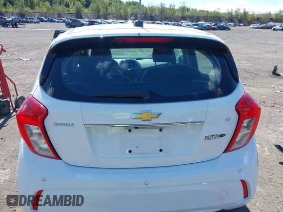 2022 Chevrolet Spark 2LT z VIN KL8CF6SA2NC020978, wystawiony jako IAAI lot #43179464 z przebiegiem 25 047 mil mil oraz . Historia ofert i sprzedaży dostępna na DreamBid. Obrazek 16.