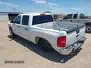 2011 Chevrolet Silverado 1500 LT z VIN 3GCPCSE03BG180213, wystawiony jako IAAI lot #42673283 z przebiegiem 212 762 mil mil oraz . Historia ofert i sprzedaży dostępna na DreamBid. Obrazek 3.