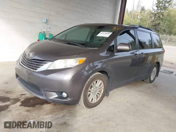 2012 Toyota Sienna XLE с VIN 5TDYK3DC6CS241694, выставлен на аукционе IAAI как лот 43476889 с пробегом 226 820 миль миль и . История ставок и продаж доступна на DreamBid. Изображение 2.
