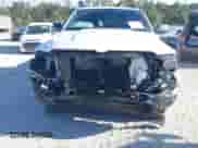 2023 Ram 1500 Tradesman z VIN 1C6SRFGT4PN652688, wystawiony jako IAAI lot #41714908 z przebiegiem 18 798 mil mil oraz . Historia ofert i sprzedaży dostępna na DreamBid. Obrazek 6.