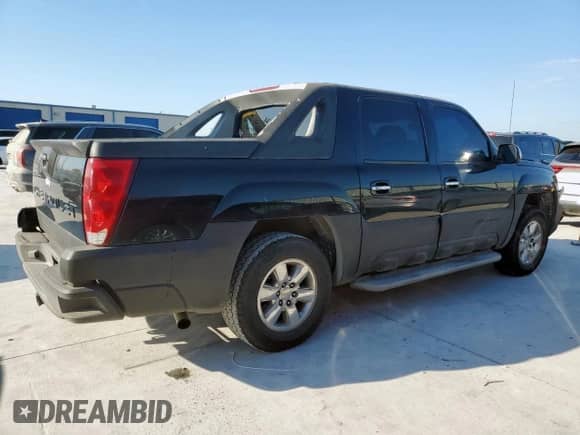 2002 Chevrolet Avalanche с VIN 3GNEC13T22G283841, выставлен на аукционе Copart как лот 85498325 с пробегом 164 652 миль миль и Списание • Salvage title. История ставок и продаж доступна на DreamBid. Изображение 3.