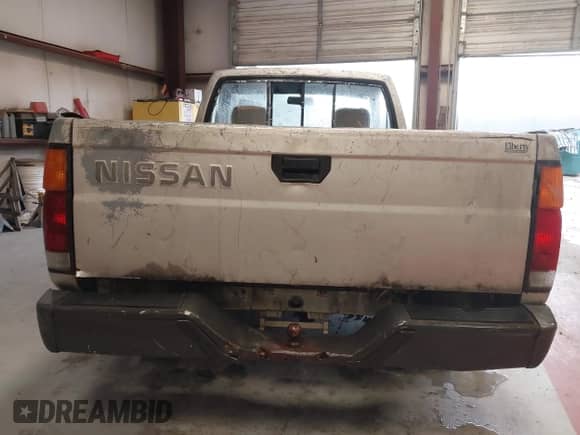 1993 Nissan Frontier z VIN 1N6SD11S7PC323101, wystawiony jako IAAI lot #41515027 z przebiegiem 178 818 mil mil oraz . Historia ofert i sprzedaży dostępna na DreamBid. Obrazek 12.