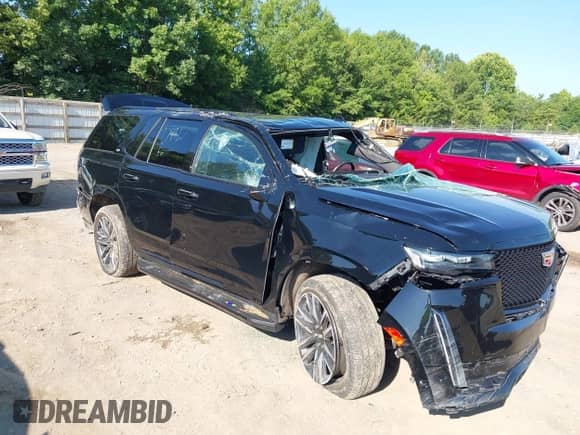 2023 Cadillac Escalade 4WD Sport with VIN 1GYS4EKL1PR484665, listed as a IAAI auction lot 42658662 with 45,772 mi miles and . Bid and sale history available at DreamBid. Image 6.
