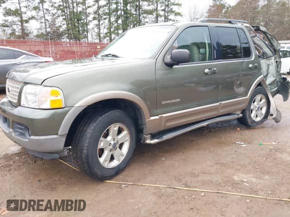 2004 Ford Explorer Eddie Bauer with VIN 1FMZU74WX4UA54743, listed as a IAAI auction lot 41190762 with 168,093 mi miles and . Bid and sale history available at DreamBid. Image 17.