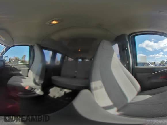 2017 Chevrolet Express Passenger LT с VIN 1GAZGPFF0H1281755, выставлен на аукционе IAAI как лот 41983081 с пробегом 63 194 миль миль и . История ставок и продаж доступна на DreamBid. Изображение 18.