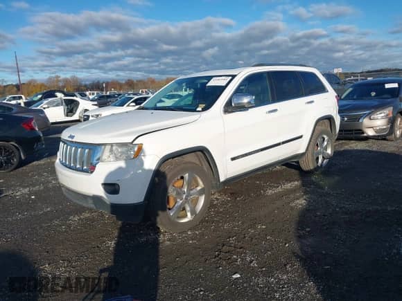 2013 Jeep Grand Cherokee Limited с VIN 1C4RJFBT1DC574710, выставлен на аукционе IAAI как лот 43582984 с пробегом 211 876 миль миль и . История ставок и продаж доступна на DreamBid. Изображение 2.