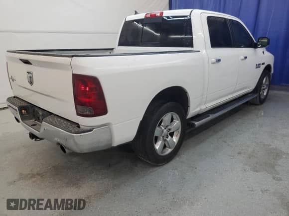 2016 Ram 1500 Lone Star z VIN 1C6RR6LM4GS225719, wystawiony jako Copart lot #67088234 z przebiegiem 235 783 mil mil oraz Czysty tytuł • Clean title. Historia ofert i sprzedaży dostępna na DreamBid. Obrazek 3.