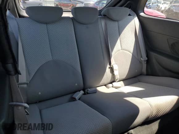 2009 Hyundai Accent Auto GS z VIN KMHCM36C79U134817, wystawiony jako Copart lot #70484584 z przebiegiem 69 748 mil mil oraz Szkoda całkowita • Salvage title. Historia ofert i sprzedaży dostępna na DreamBid. Obrazek 10.