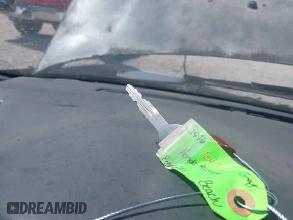 1996 Honda Accord LX with VIN 1HGCD563XTA292224, listed as a IAAI auction lot 43216693 with 214,313 mi miles and . Bid and sale history available at DreamBid. Image 11.