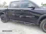 2020 Ram 1500 Rebel z VIN 1C6SRFLT7LN196248, wystawiony jako IAAI lot #42221745 z przebiegiem 40 860 mil mil oraz . Historia ofert i sprzedaży dostępna na DreamBid. Obrazek 6.