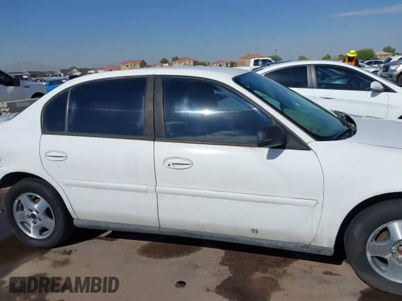 2005 Chevrolet Malibu Classic z VIN 1G1ND52F85M103135, wystawiony jako IAAI lot #43132176 z przebiegiem 161 526 mil mil oraz . Historia ofert i sprzedaży dostępna na DreamBid. Obrazek 13.