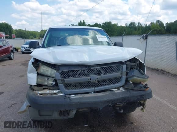 2004 Chevrolet Silverado 2500HD LS with VIN 1GCHK29234E314019, listed as a IAAI auction lot 42984554 with 317,946 mi miles and . Bid and sale history available at DreamBid. Image 6.