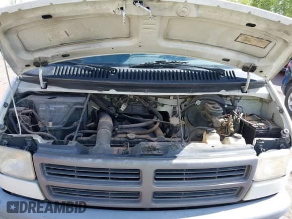 1994 Dodge RAM with VIN 2B7GB11X1RK133873, listed as a IAAI auction lot 42121118 with 163,948 mi miles and . Bid and sale history available at DreamBid. Image 10.