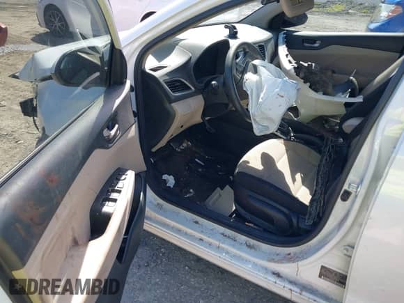 2019 Hyundai Accent SE с VIN 3KPC24A33KE058640, выставлен на аукционе IAAI как лот 37641177 с пробегом Не указан миль и . История ставок и продаж доступна на DreamBid. Изображение 5.