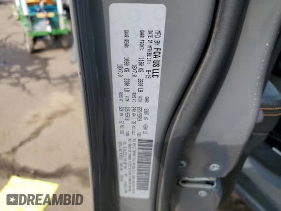 2020 Jeep Compass Limited with VIN 3C4NJDCB1LT101160, listed as a Copart auction lot 54838865 with 38,049 mi miles and Non repairable. Bid and sale history available at DreamBid. Image 13.