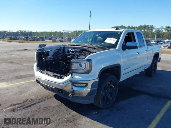 2017 GMC Sierra 1500 SLT z VIN 1GTV2NEJ3HZ146009, wystawiony jako IAAI lot #43461744 z przebiegiem 116 212 mil mil oraz . Historia ofert i sprzedaży dostępna na DreamBid. Obrazek 2.