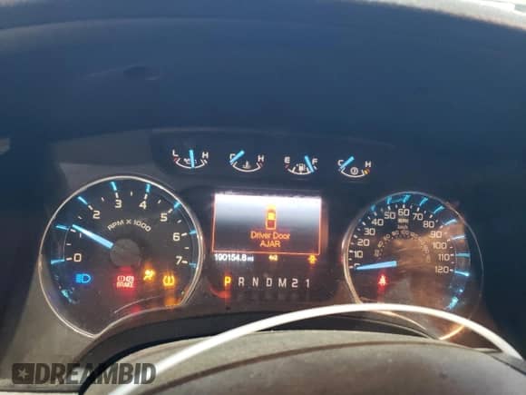 2012 Ford F-150 XLT with VIN 1FTFX1EF5CFA37149, listed as a Copart auction lot 82107385 with 190,154 mi miles and Salvage title. Bid and sale history available at DreamBid. Image 9.