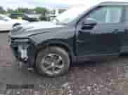 2023 Chevrolet Blazer LT z VIN 3GNKBHR49PS218066, wystawiony jako IAAI lot #42693176 z przebiegiem 21 409 mil mil oraz . Historia ofert i sprzedaży dostępna na DreamBid. Obrazek 19.