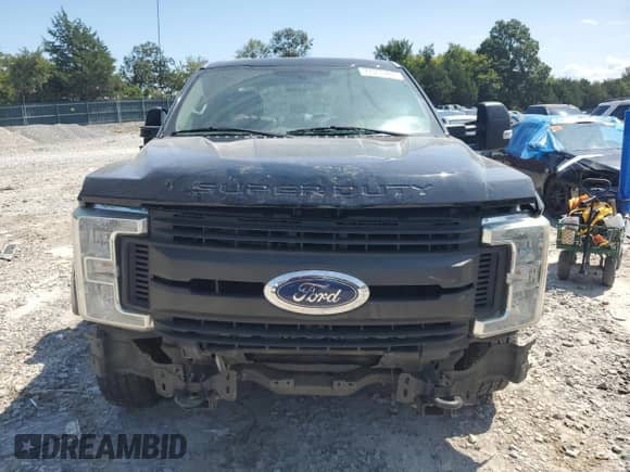 2017 Ford F-250 XL с VIN 1FT7W2A69HEB80296, выставлен на аукционе Copart как лот 71593285 с пробегом 145 862 миль миль и Списание • Salvage title. История ставок и продаж доступна на DreamBid. Изображение 5.