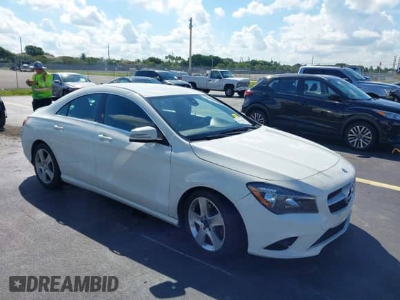 2015 Mercedes-Benz CLA 250 с VIN WDDSJ4EB5FN168810, выставлен на аукционе IAAI как лот 43235121 с пробегом 116 409 миль миль и . История ставок и продаж доступна на DreamBid. Изображение 1.