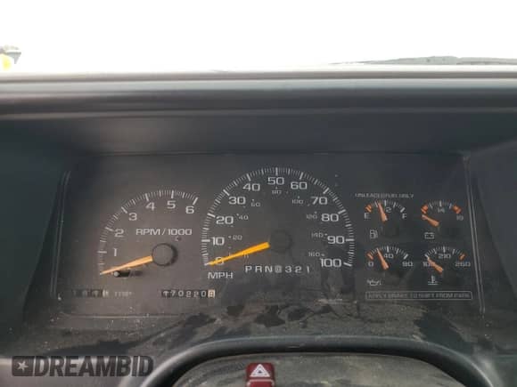 1998 Chevrolet Silverado 2500 с VIN 1GCGK29J7WE205052, выставлен на аукционе Copart как лот 77227114 с пробегом 170 220 миль миль и Чистый • Clean title. История ставок и продаж доступна на DreamBid. Изображение 9.