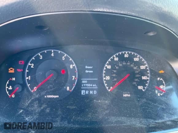 2011 Hyundai Azera Limited с VIN KMHFC4DF5BA536507, выставлен на аукционе Copart как лот 72734624 с пробегом 177 504 миль миль и Списание • Salvage title. История ставок и продаж доступна на DreamBid. Изображение 9.