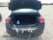 2015 Chevrolet Malibu LS z VIN 1G11A5SL2FF212399, wystawiony jako IAAI lot #42572437 z przebiegiem 147 798 mil mil oraz . Historia ofert i sprzedaży dostępna na DreamBid. Obrazek 6.