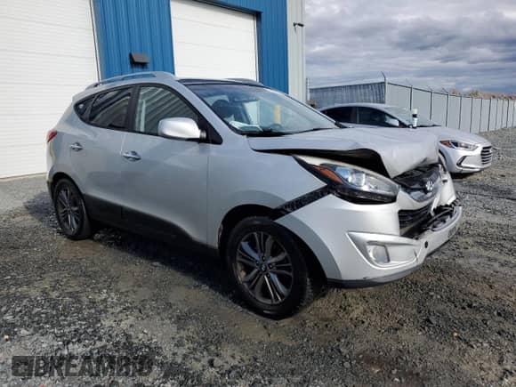 2015 Hyundai Tucson Limited z VIN KM8JU3AG4FU116319, wystawiony jako Copart lot #82408955 z przebiegiem 246 622 mil mil oraz Czysty tytuł • Clean title. Historia ofert i sprzedaży dostępna na DreamBid. Obrazek 4.