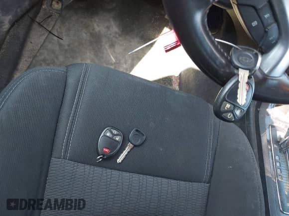 2015 Chevrolet Traverse LT with VIN 1GNKVGKD6FJ110273, listed as a IAAI auction lot 42897318 with 145,194 mi miles and . Bid and sale history available at DreamBid. Image 11.