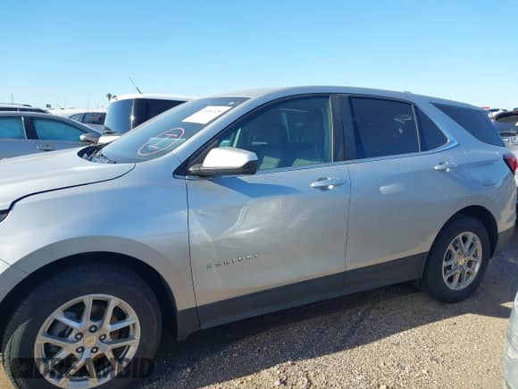 2022 Chevrolet Equinox LT с VIN 2GNAXJEV7N6135010, выставлен на аукционе IAAI как лот 43404328 с пробегом 166 354 миль миль и . История ставок и продаж доступна на DreamBid. Изображение 14.