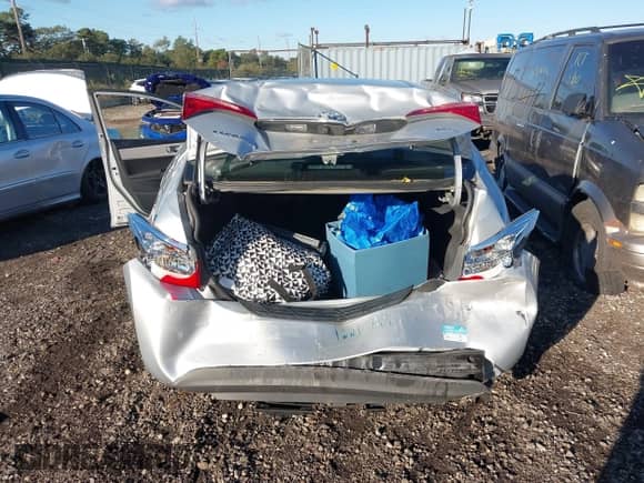 2019 Toyota Corolla L с VIN 2T1BURHE1KC195794, выставлен на аукционе IAAI как лот 43391177 с пробегом 28 914 миль миль и . История ставок и продаж доступна на DreamBid. Изображение 6.