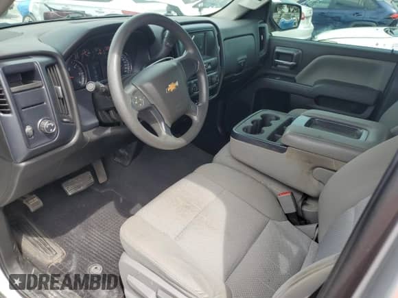 2019 Chevrolet Silverado 1500 Custom z VIN 2GCRCMEC3K1240546, wystawiony jako Copart lot #81136095 z przebiegiem 82 257 mil mil oraz Szkoda całkowita • Salvage title. Historia ofert i sprzedaży dostępna na DreamBid. Obrazek 8.