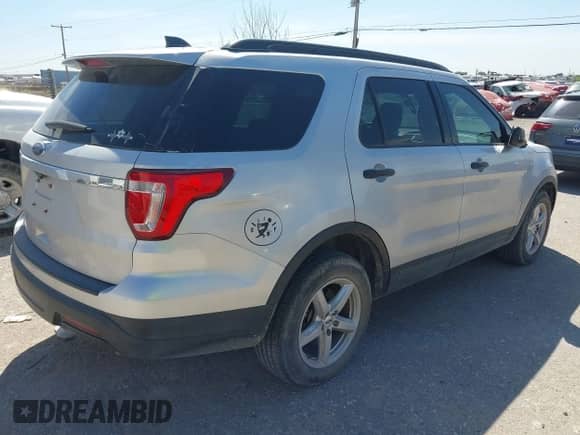 2018 Ford Explorer z VIN 1FM5K7B84JGB30055, wystawiony jako IAAI lot #42951292 z przebiegiem 136 029 mil mil oraz . Historia ofert i sprzedaży dostępna na DreamBid. Obrazek 4.