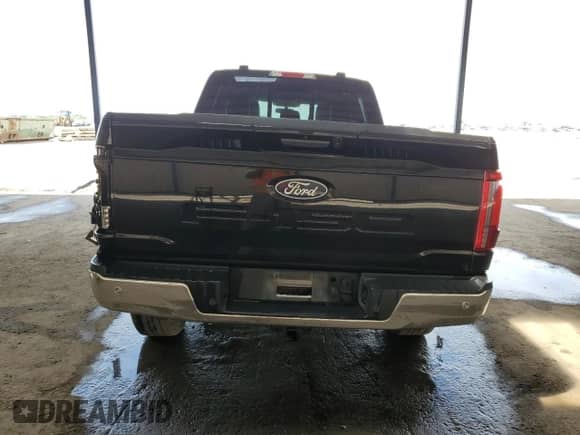 2024 Ford F-150 Lariat с VIN 1FTFW5L59RKD28385, выставлен на аукционе Copart как лот 71002725 с пробегом 34 922 миль миль и Чистый • Clean title. История ставок и продаж доступна на DreamBid. Изображение 6.