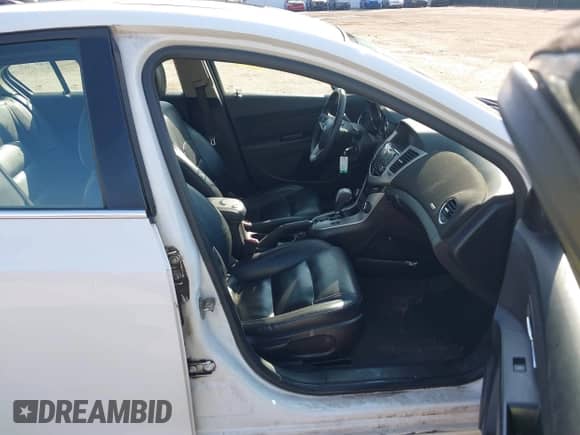 2014 Chevrolet Cruze 2LT с VIN 1G1PE5SB3E7417115, выставлен на аукционе IAAI как лот 43219930 с пробегом 139 879 миль миль и . История ставок и продаж доступна на DreamBid. Изображение 5.