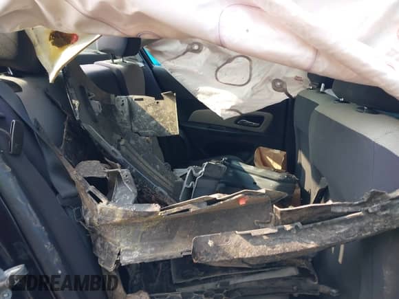 2014 Chevrolet Cruze LS с VIN 1G1PA5SG1E7316713, выставлен на аукционе IAAI как лот 42949777 с пробегом 131 486 миль миль и . История ставок и продаж доступна на DreamBid. Изображение 8.