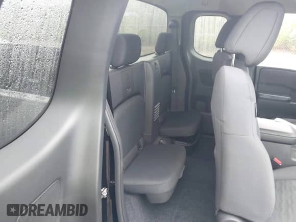 2025 Nissan Frontier SV with VIN 1N6ED1CM6SN622362, listed as a IAAI auction lot 42319238 with 1,186 mi miles and . Bid and sale history available at DreamBid. Image 8.