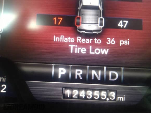 2020 Ram 1500 Big Horn z VIN 1C6SRFBT2LN280589, wystawiony jako IAAI lot #42505720 z przebiegiem 124 355 mil mil oraz . Historia ofert i sprzedaży dostępna na DreamBid. Obrazek 15.