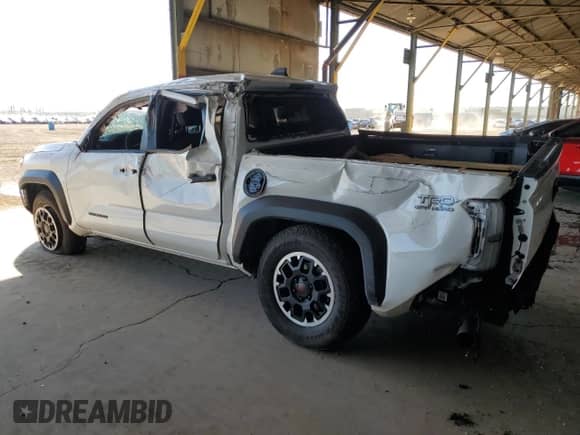 2024 Toyota Tacoma SR5 with VIN 3TYLB5JN1RT001588, listed as a Copart auction lot 72055575 with 21,312 mi miles and Salvage title. Bid and sale history available at DreamBid. Image 2.