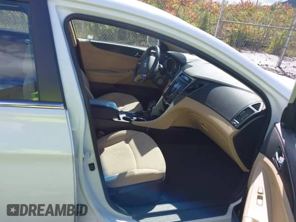 2012 Hyundai Sonata GLS с VIN 5NPEB4ACXCH499493, выставлен на аукционе IAAI как лот 43397590 с пробегом 74 807 миль миль и . История ставок и продаж доступна на DreamBid. Изображение 5.