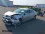 2010 Chevrolet Malibu z VIN 1G1ZF5EZ7AF112585, wystawiony jako IAAI lot #42164737 z przebiegiem 95 443 mil mil oraz . Historia ofert i sprzedaży dostępna na DreamBid. Obrazek 2.