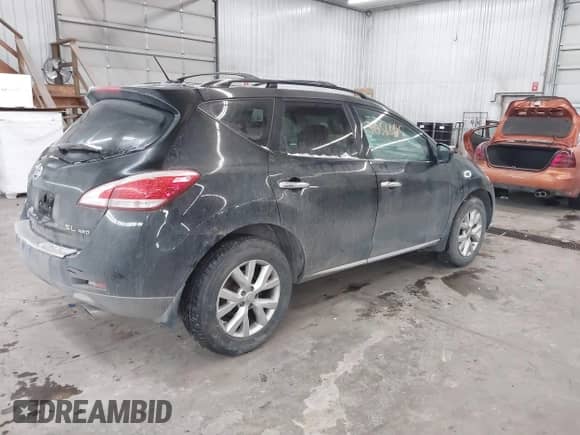 2011 Nissan Murano SV z VIN JN8AZ1MW8BW170335, wystawiony jako IAAI lot #41556605 z przebiegiem 179 379 mil mil oraz . Historia ofert i sprzedaży dostępna na DreamBid. Obrazek 4.