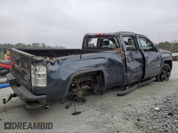2018 GMC Sierra 1500 z VIN 1GTR1LEC4JZ282875, wystawiony jako Copart lot #86800714 z przebiegiem 163 872 mil mil oraz Szkoda całkowita • Salvage title. Historia ofert i sprzedaży dostępna na DreamBid. Obrazek 3.