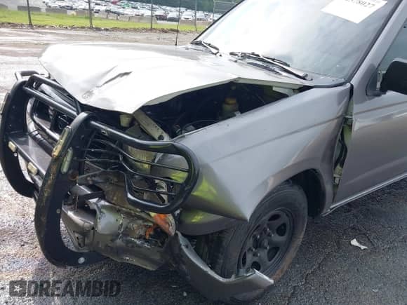 1998 Nissan Frontier XE with VIN 1N6DD21S6WC388647, listed as a IAAI auction lot 42378027 with Not provided miles and . Bid and sale history available at DreamBid. Image 13.