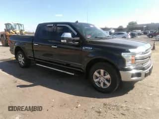 2018 Ford F-150 XL z VIN 1FTFW1EG2JKC17060, wystawiony jako IAAI lot #43170216 z przebiegiem 158 431 mil mil oraz . Historia ofert i sprzedaży dostępna na DreamBid. Obrazek 1.