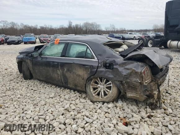 2020 Chrysler 300 Touring L с VIN 2C3CCAAGXLH209448, выставлен на аукционе Copart как лот 47539665 с пробегом Не указан миль и На запчасти • Non repairable. История ставок и продаж доступна на DreamBid. Изображение 2.